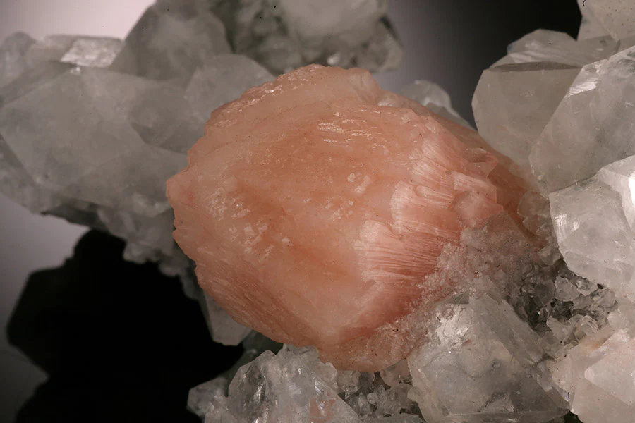 Apophyllite & Stilbite - Image 4