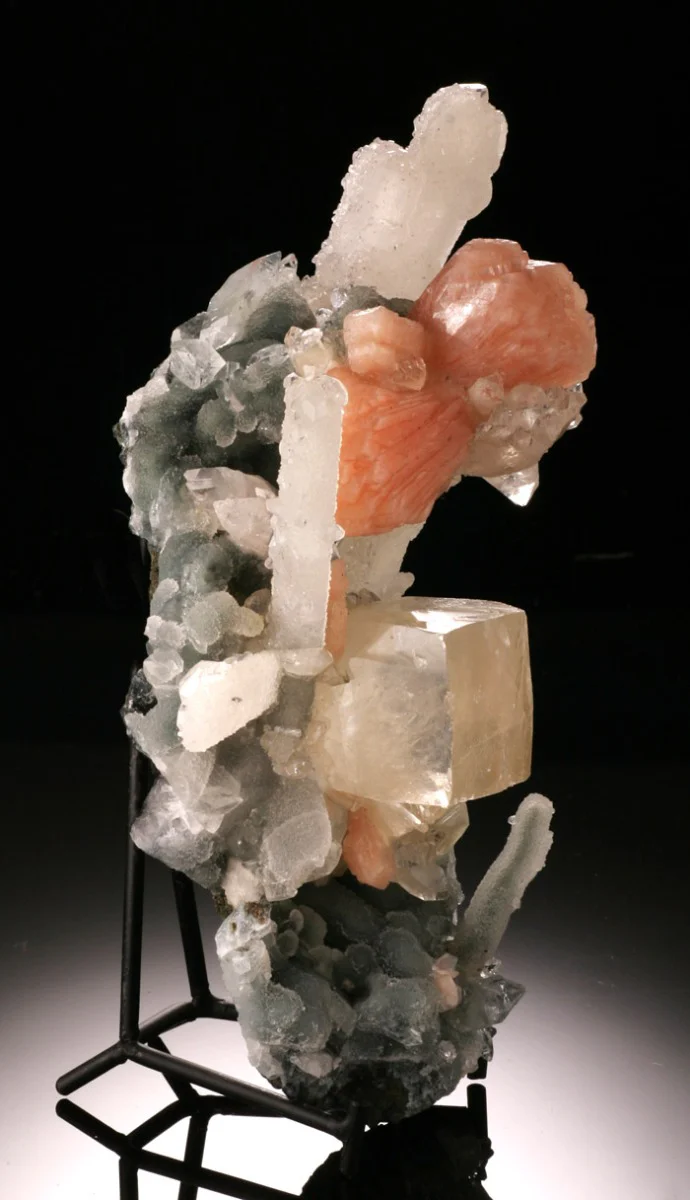 Apophyllite / Stilbite / Calcite (with stand) - Image 3