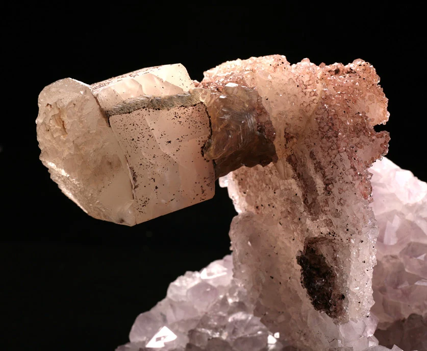 Calcite Showpiece - Image 3